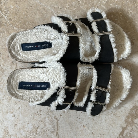 Tommy Hilfiger shoes - Picture 3 of 5